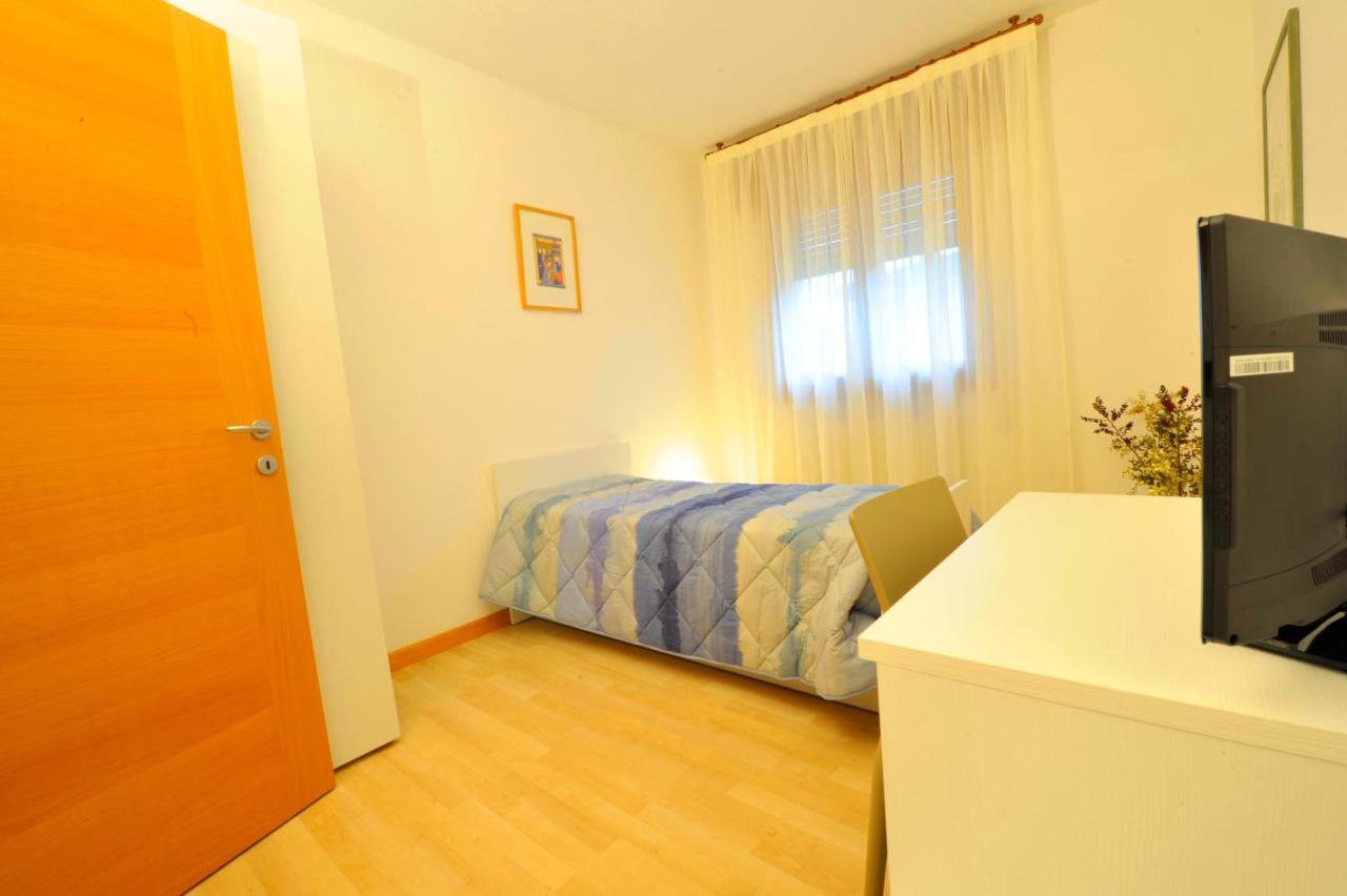 Bed And Breakfast La Sosta Ponte San Nicolò Δωμάτιο φωτογραφία